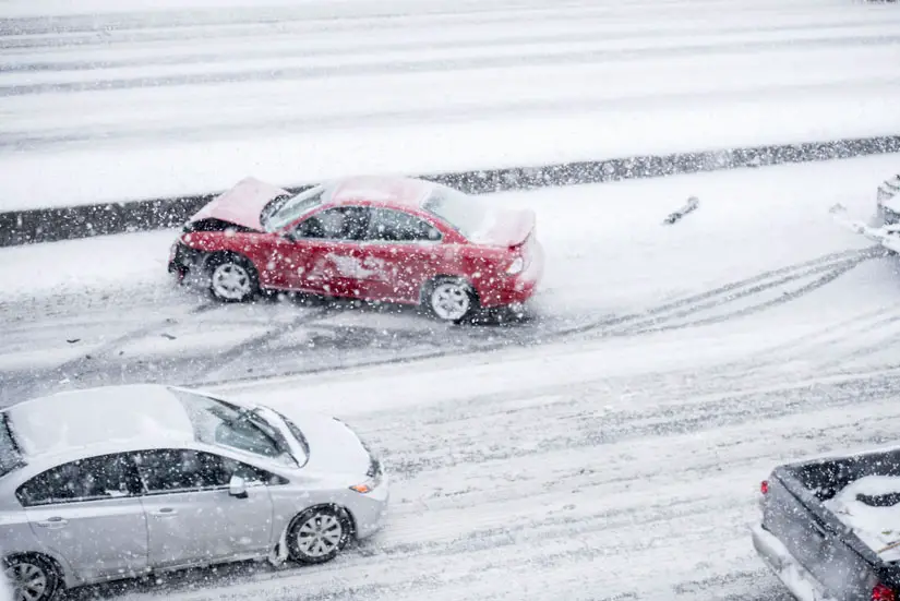 How Do I drive Safely In Snow And Ice? (Explained)