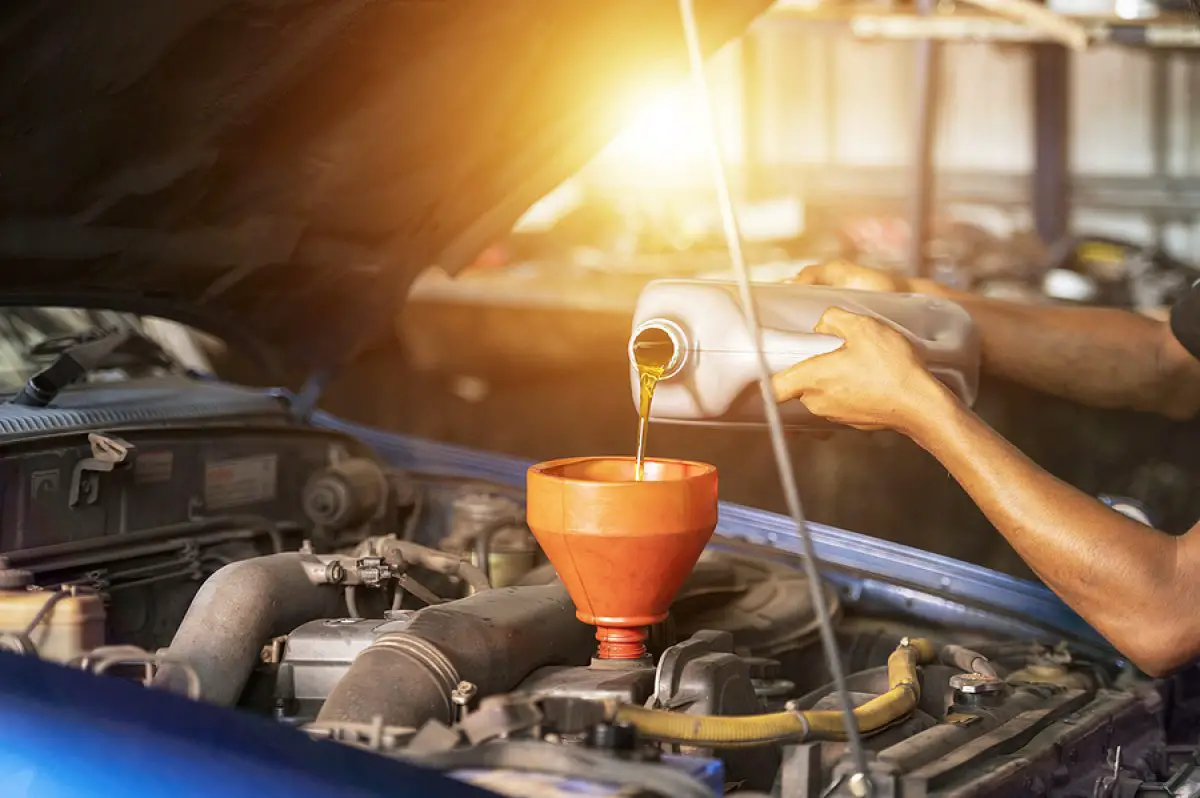 How To Remove Excess Oil From A Car
