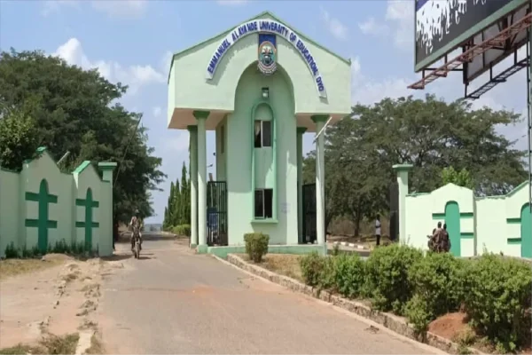 Emmanuel Alayande University of Education School Fees [UPDATED]